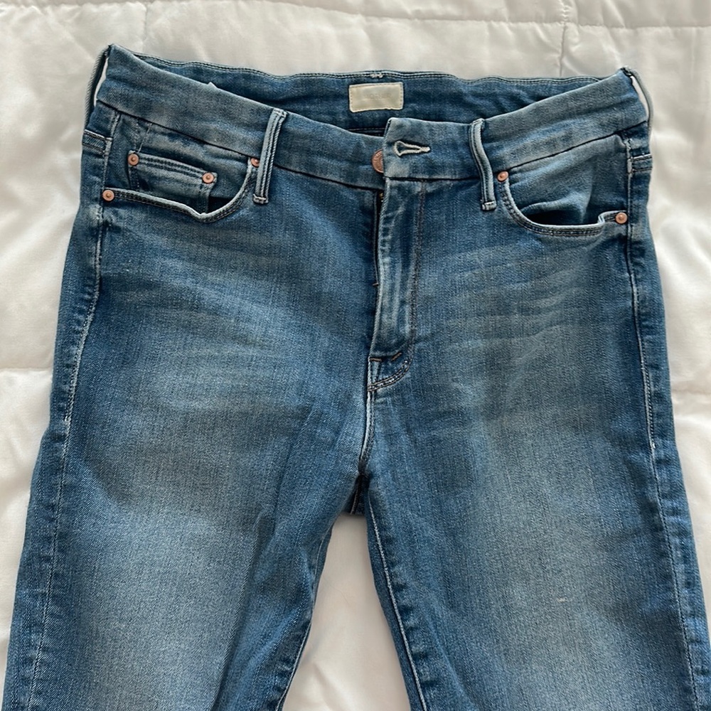 The Looker Crop Mother Jeans